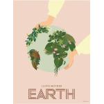 Plakáty vícebarevné v minimalistickém stylu ze dřeva ekologicky udržitelné 