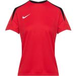 Dámská  Trička s krátkým rukávem Nike v červené barvě ve velikosti L s krátkým rukávem 